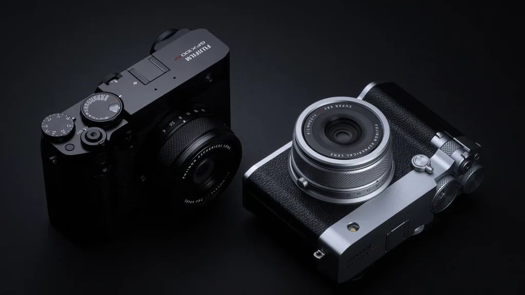 Fujifilm GFX100RF compact medium format